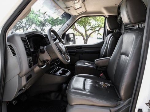 Used 2018 Nissan NV 1500 S RWD image 3