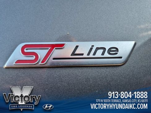 Used 2025 Ford Explorer ST-Line AWD/4WD image 31