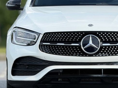 Used 2020 Mercedes-Benz GLC 300 4MATIC Coupe image 14