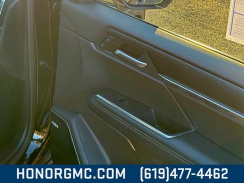 Used 2024 GMC Acadia Elevation image 22