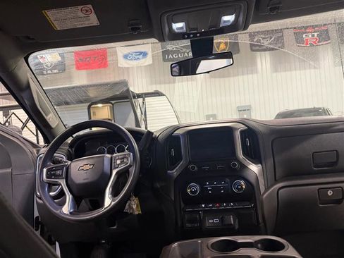 Used 2021 Chevrolet Silverado 2500 LT w/ Z71 Off-Road Package image 10