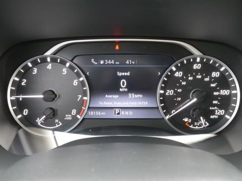 Used 2024 Nissan Frontier SV w/ SV Convenience Package image 24