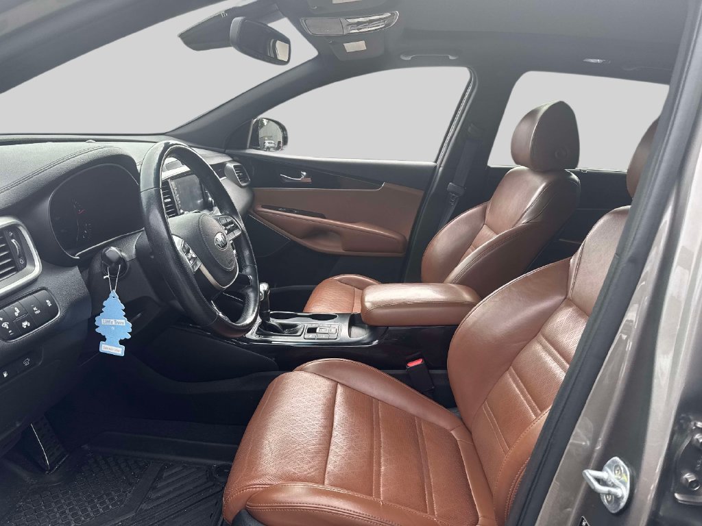 Used 2019 Kia Sorento SX AWD/4WD image 17