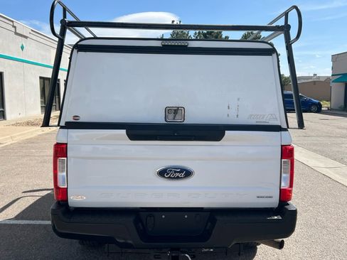 Used 2018 Ford F250 XL w/ Power Equipment Group RWD image 4