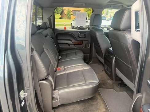 Used 2018 GMC Sierra 1500 SLT AWD/4WD image 40