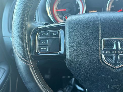 Used 2016 Dodge Grand Caravan SE image 7