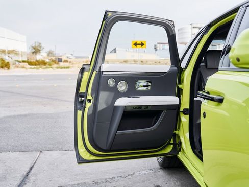 Used 2025 Rolls-Royce Ghost Black Badge image 24