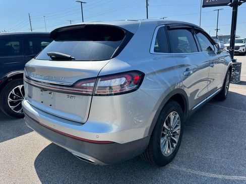 Used 2020 Lincoln Nautilus Reserve FWD image 2