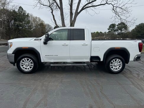 Used 2022 GMC Sierra 2500 SLE w/ SLE Value Package; AWD/4WD image 2