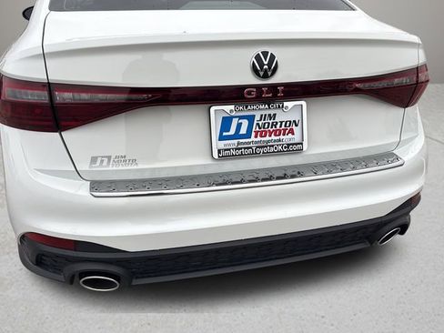 Used 2026 Volkswagen Jetta GLI Autobahn FWD image 29