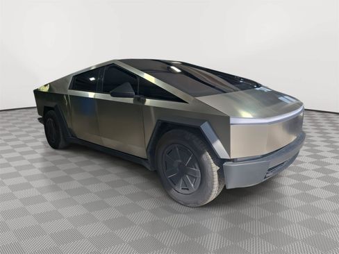 Used 2025 Tesla Cybertruck AWD Crew Cab image 17