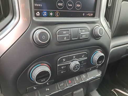 Used 2022 Chevrolet Silverado 1500 LT Trail Boss w/ Safety Package image 29