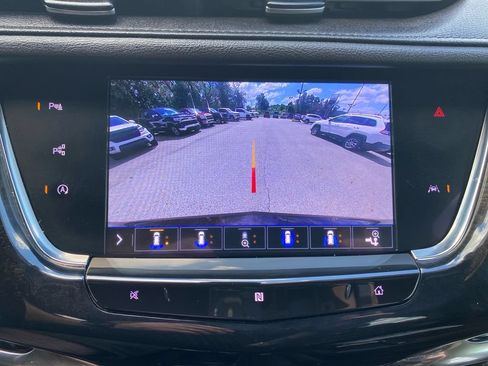 Certified 2020 Cadillac XT6 Premium Luxury AWD/4WD image 27