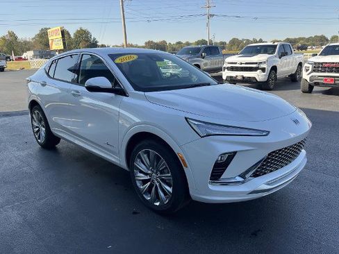 New 2026 Buick Envista Avenir image 9