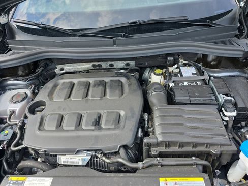 Certified 2026 Volkswagen Tiguan SE R-Line FWD image 25