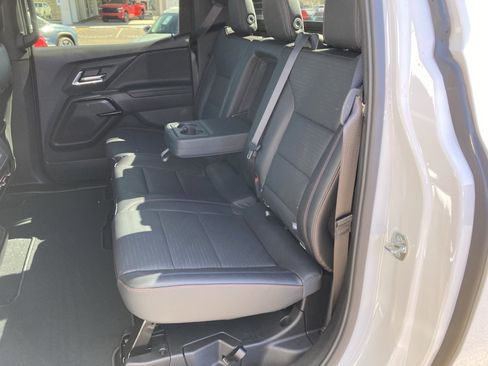 New 2025 Chevrolet Silverado EV RST image 39