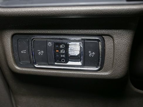 Used 2022 Lincoln Corsair Reserve w/ Elements Package image 35