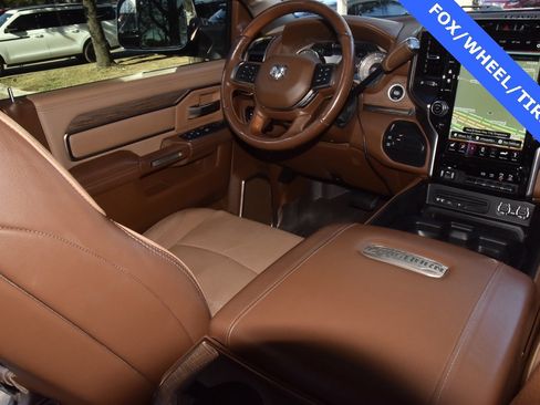 Used 2019 RAM 3500 Limited image 15