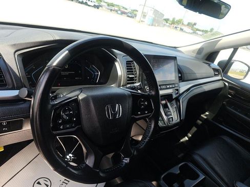 Used 2024 Honda Odyssey Touring image 10