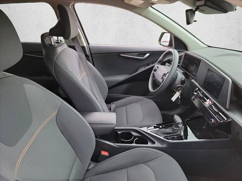 Used 2023 Kia Niro LX FWD image 15