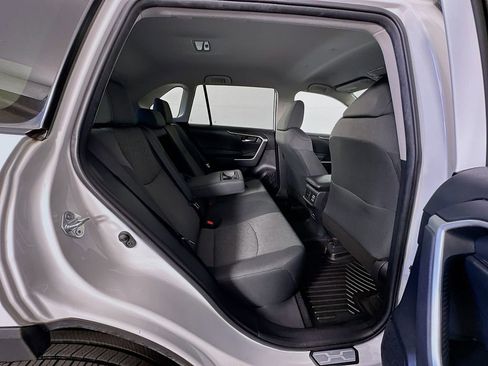 Used 2021 Toyota RAV4 XLE image 26