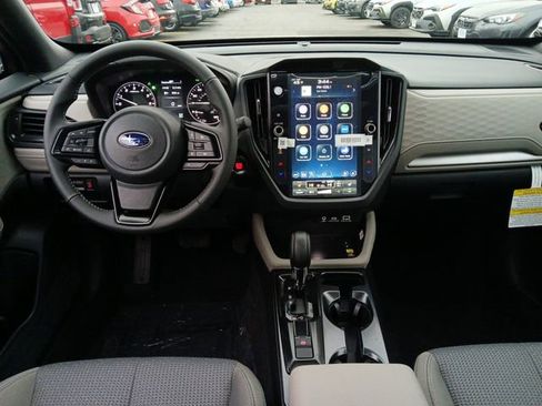 Used 2026 Subaru Forester Premium AWD/4WD image 8