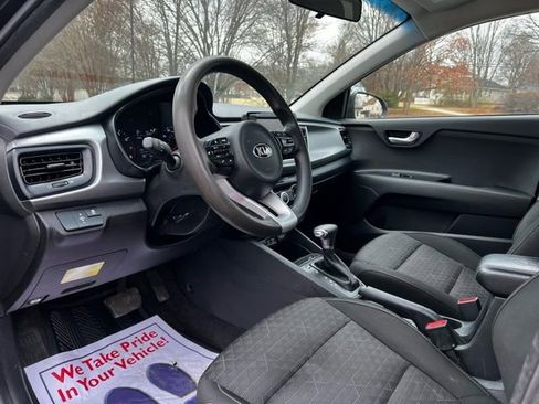 Used 2020 Kia Rio S image 9