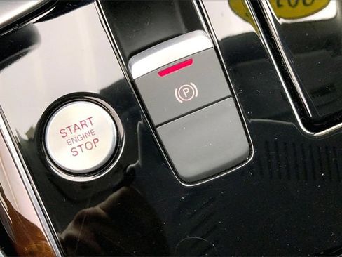 Used 2015 Audi A8 L 3.0T image 32