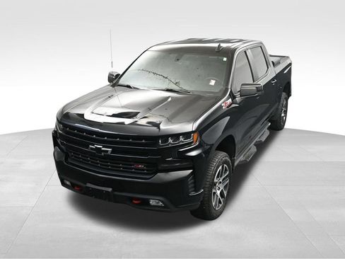 Used 2019 Chevrolet Silverado 1500 LT Trail Boss AWD/4WD image 18
