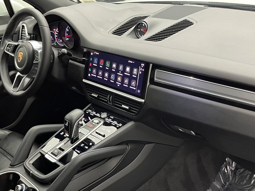 Certified 2023 Porsche Cayenne AWD/4WD image 34