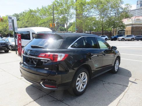 Used 2017 Acura RDX AWD w/ Technology Package image 4