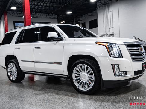 Used 2019 Cadillac Escalade Platinum image 7