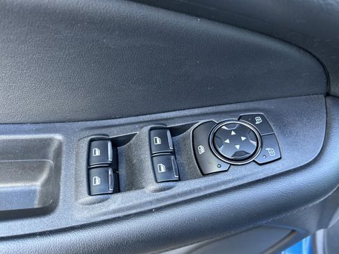 Used 2022 Ford Edge SEL image 16