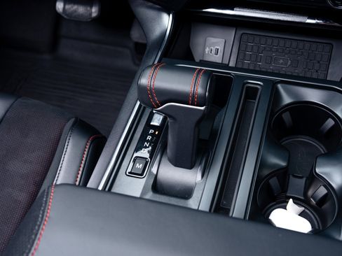 Used 2025 Ford F150 Raptor w/ Equipment Group 803A Raptor R image 27