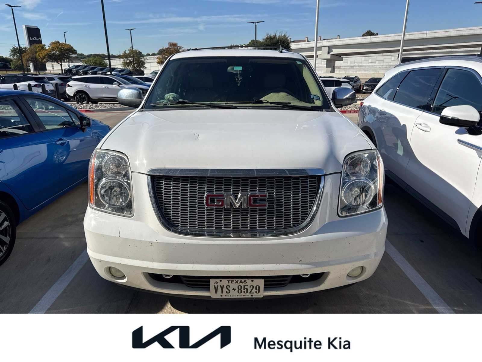 Used 2012 GMC Yukon SLT RWD image 1