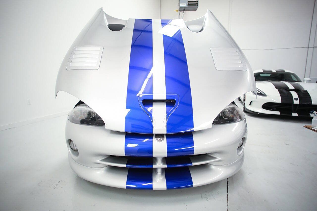Used 1999 Dodge Viper GTS RWD image 23