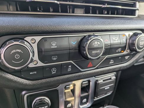 New 2026 Jeep Wrangler Sport AWD/4WD image 20