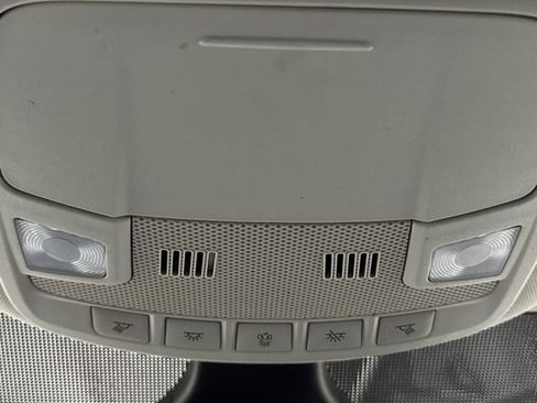 Used 2024 Ford Edge SEL image 24