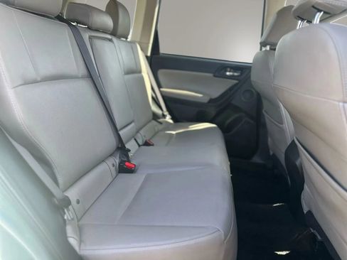 Used 2016 Subaru Forester 2.5i Limited image 11