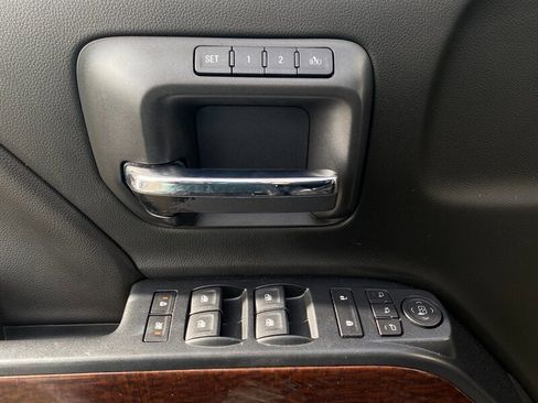 Used 2018 GMC Sierra 1500 SLT w/ Enhanced Driver Alert Package image 28