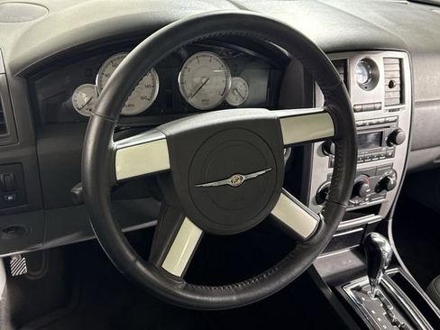 Used 2005 Chrysler 300 Touring w/ Sound Group image 18