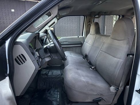 Used 2008 Ford F350 XL RWD image 42