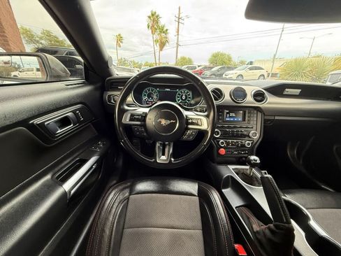 Used 2018 Ford Mustang GT w/ Black Accent Pkg RWD image 45