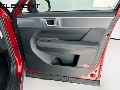 Used 2025 Hyundai Santa Fe SEL FWD image 34