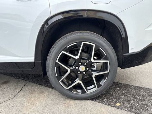 New 2026 Chevrolet Traverse High Country image 7