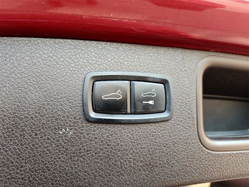 Used 2015 Porsche Macan S image 29