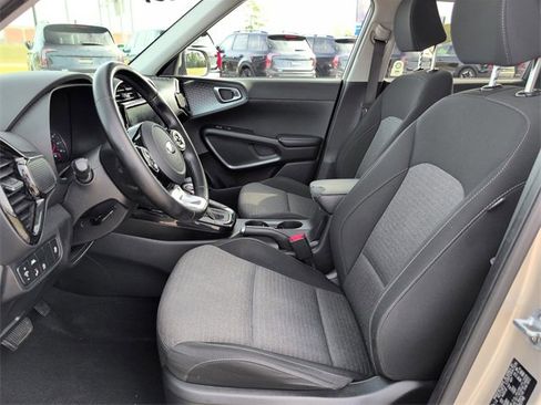 Used 2020 Kia Soul EX image 13
