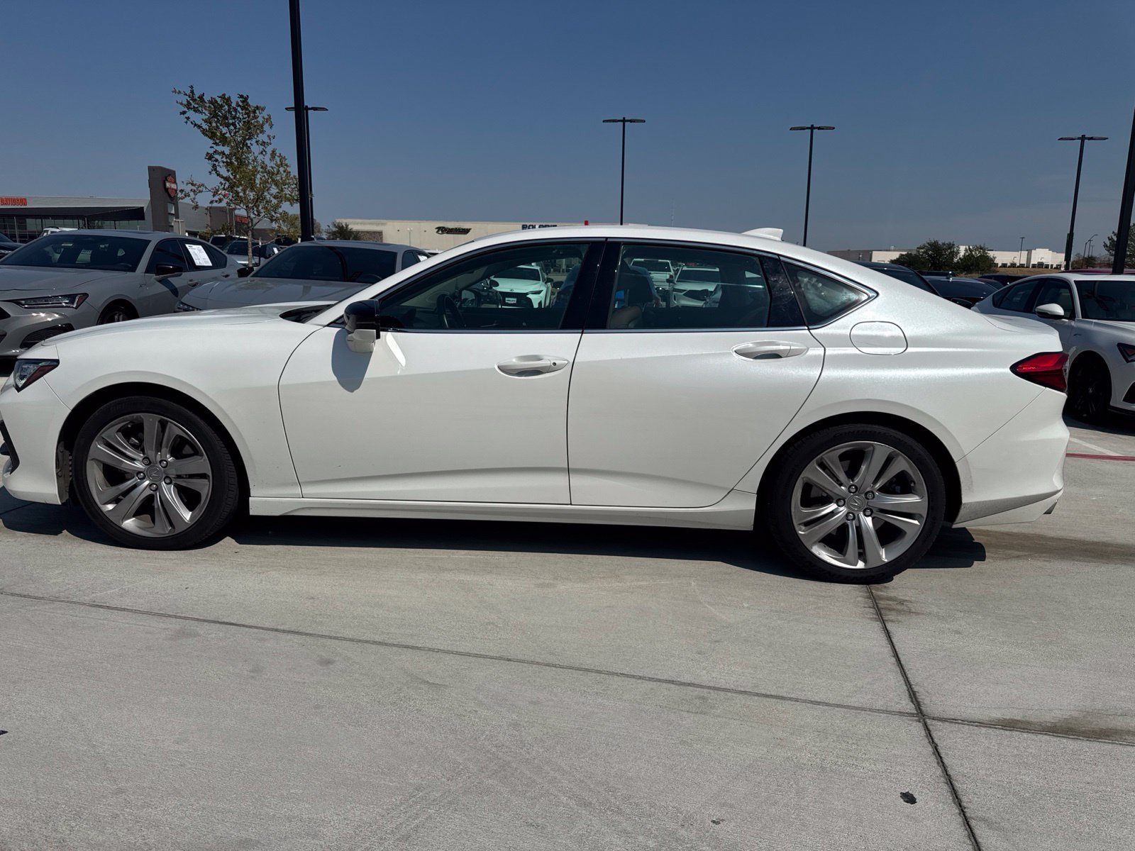 Used 2023 Acura TLX w/ Technology Package FWD image 5