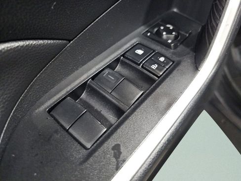 Used 2024 Toyota RAV4 LE AWD/4WD image 28