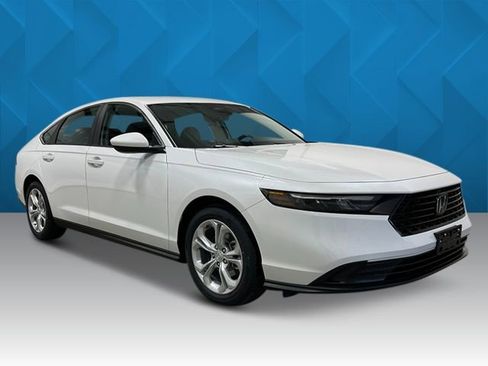 New 2025 Honda Accord LX image 8